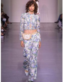 large_b84de1a1-9d0a-4036-b58a-8bb21f329e2a